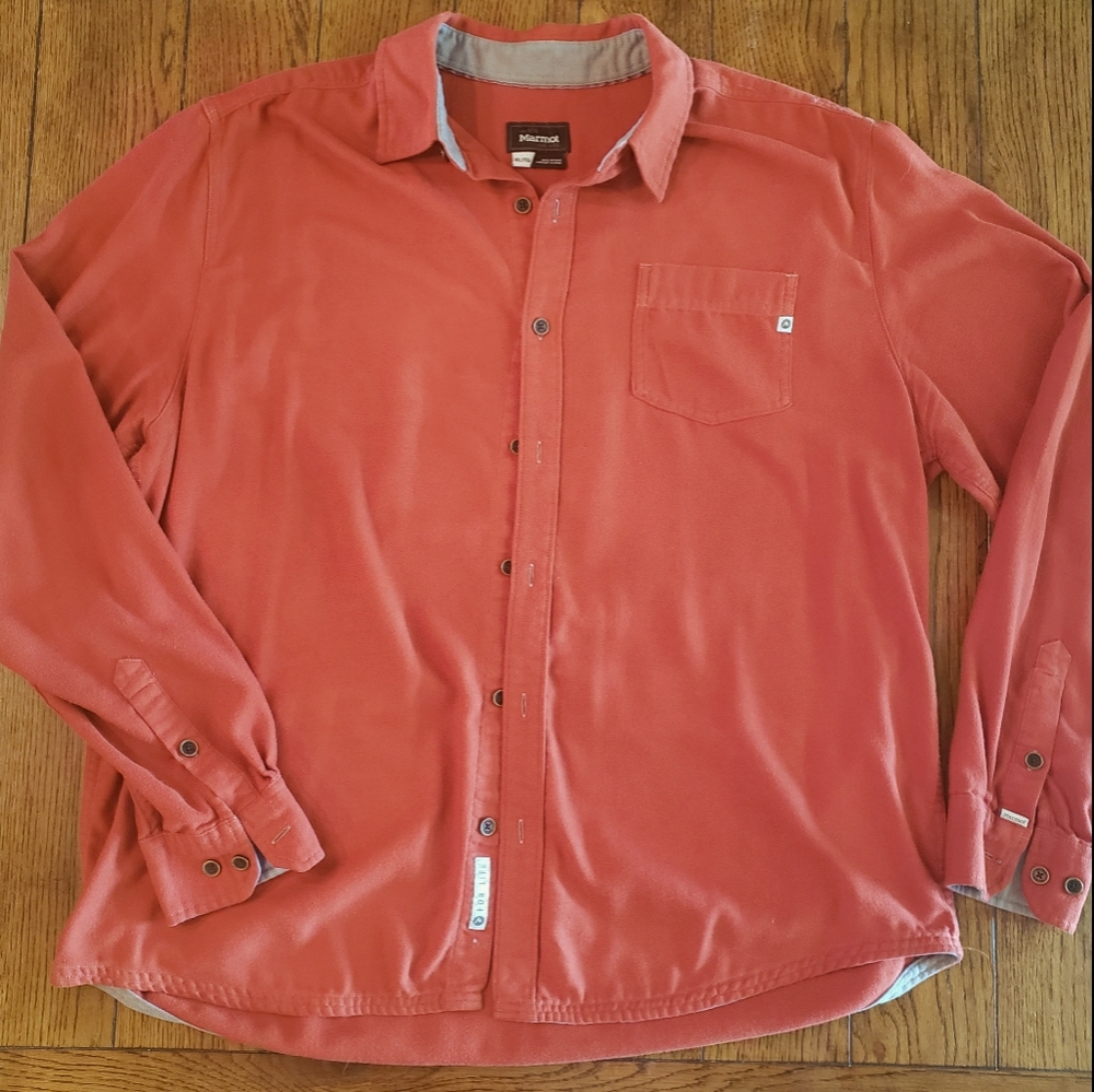 Long-sleeved button down